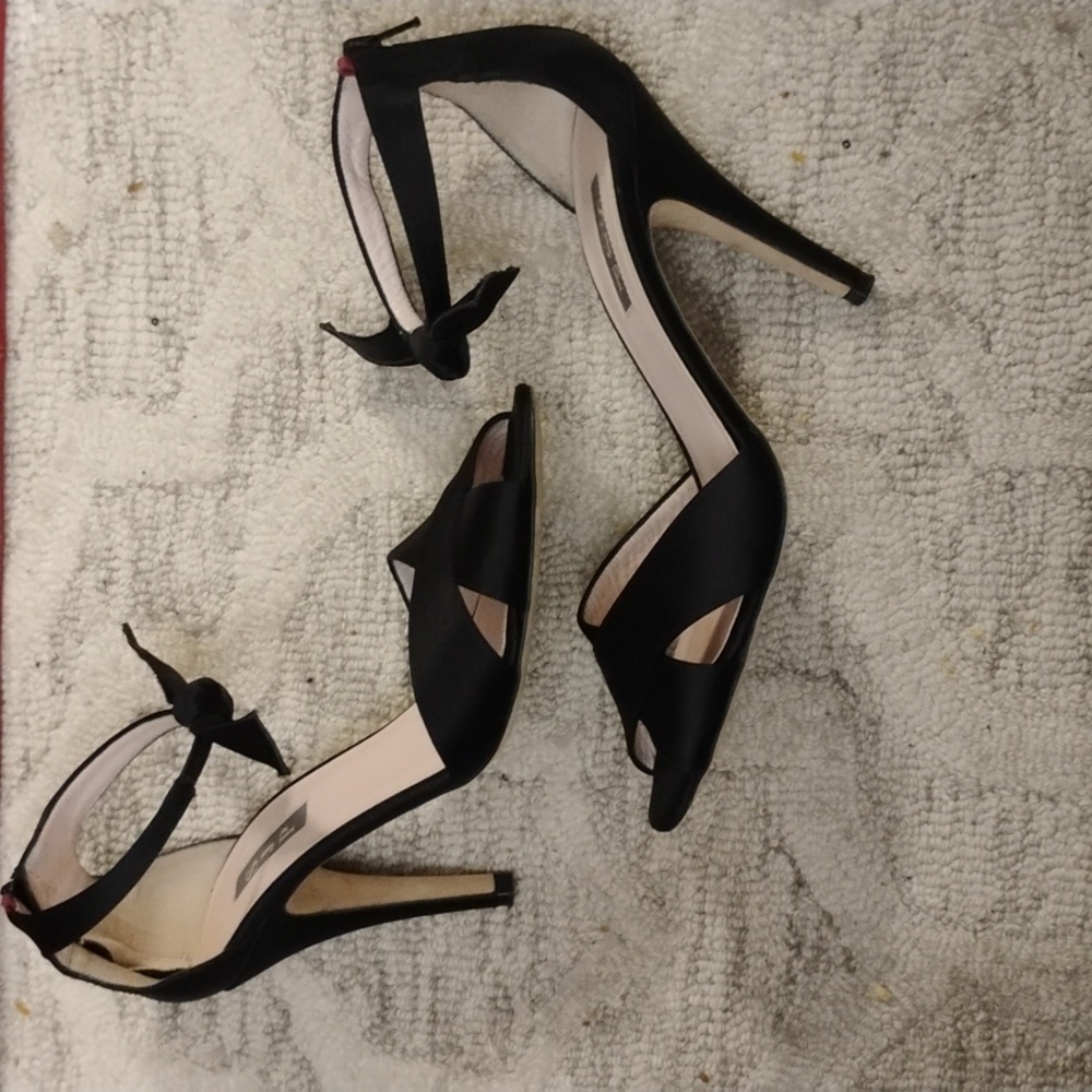 SJP by Sarah Jessica Parker Womens Buckingham Black Satin Pumps